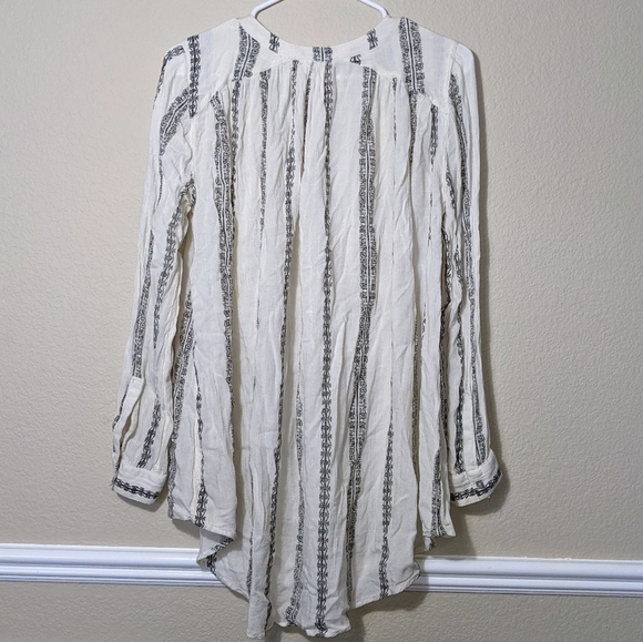 Free People Magic Pullover Button Down Collarless Flowy Blouse - Picture 6 of 9